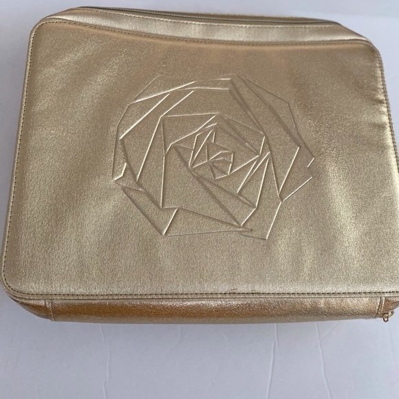 Lancôme Paris women’s cosmetics bags - Picture 9 of 10